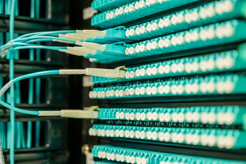 Colocation Servers vs. Dedicated Servers: What's the Difference?